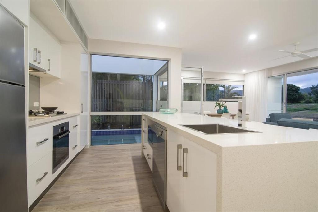 Pool Resort Port Douglas Eksteriør bilde
